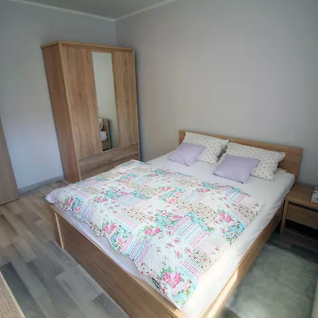 Apartament Stare Miasto Lägenhet